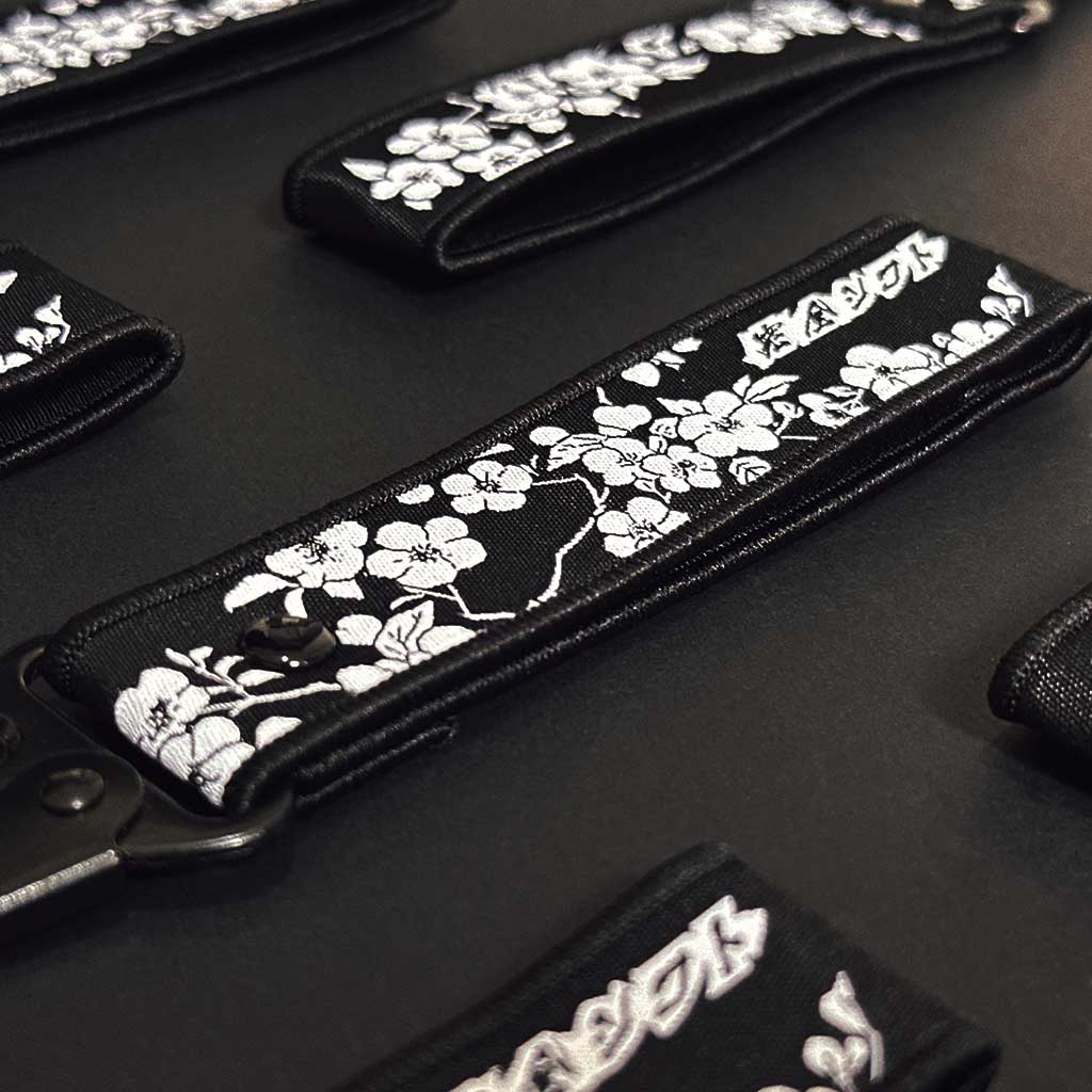 Cherry Blossoms 黒桜 Carabiner Lanyard